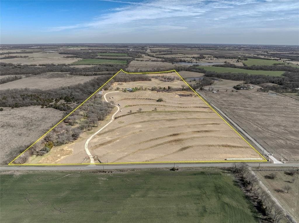 53.3 acres in Grayson County - photo 2