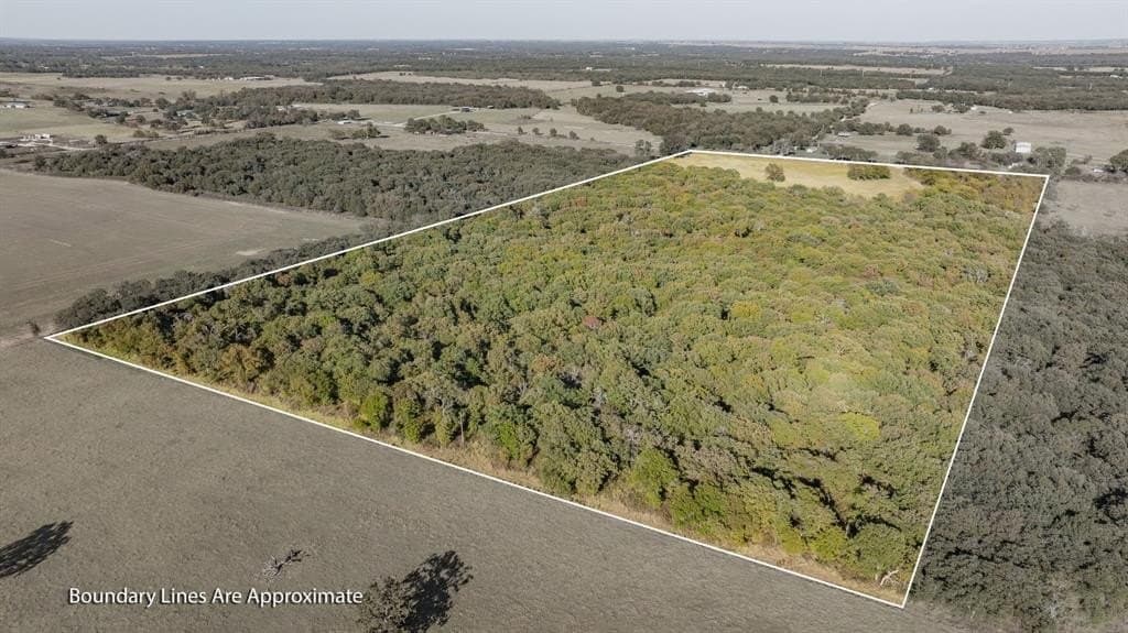 45 acres in Hill County - photo 5