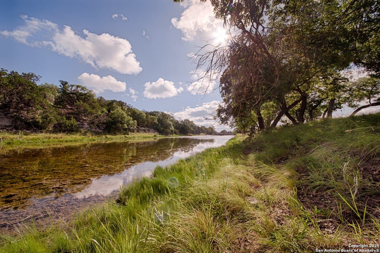 8.33 acres in Gillespie County - photo 17