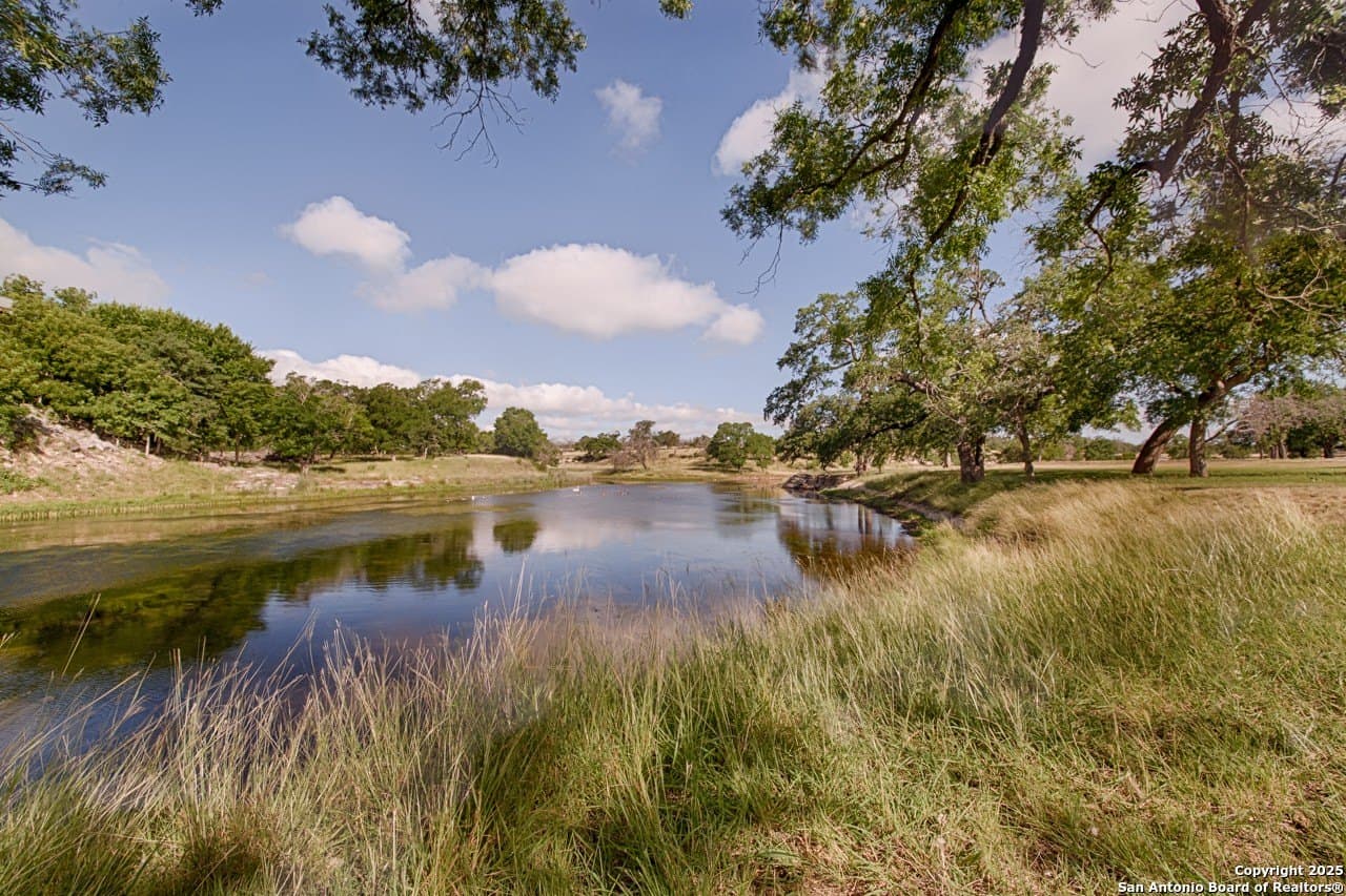 8.33 acres in Gillespie County - photo 18
