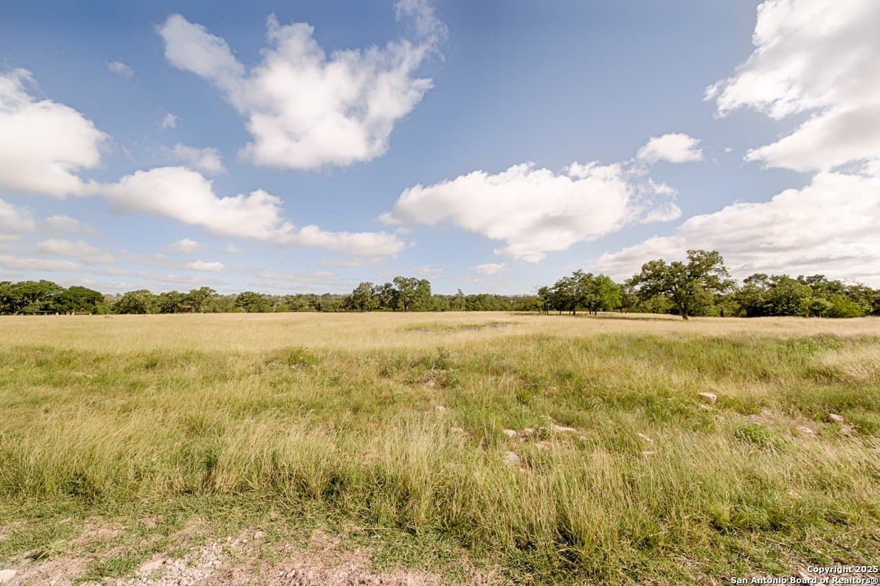 8.33 acres in Gillespie County - photo 5