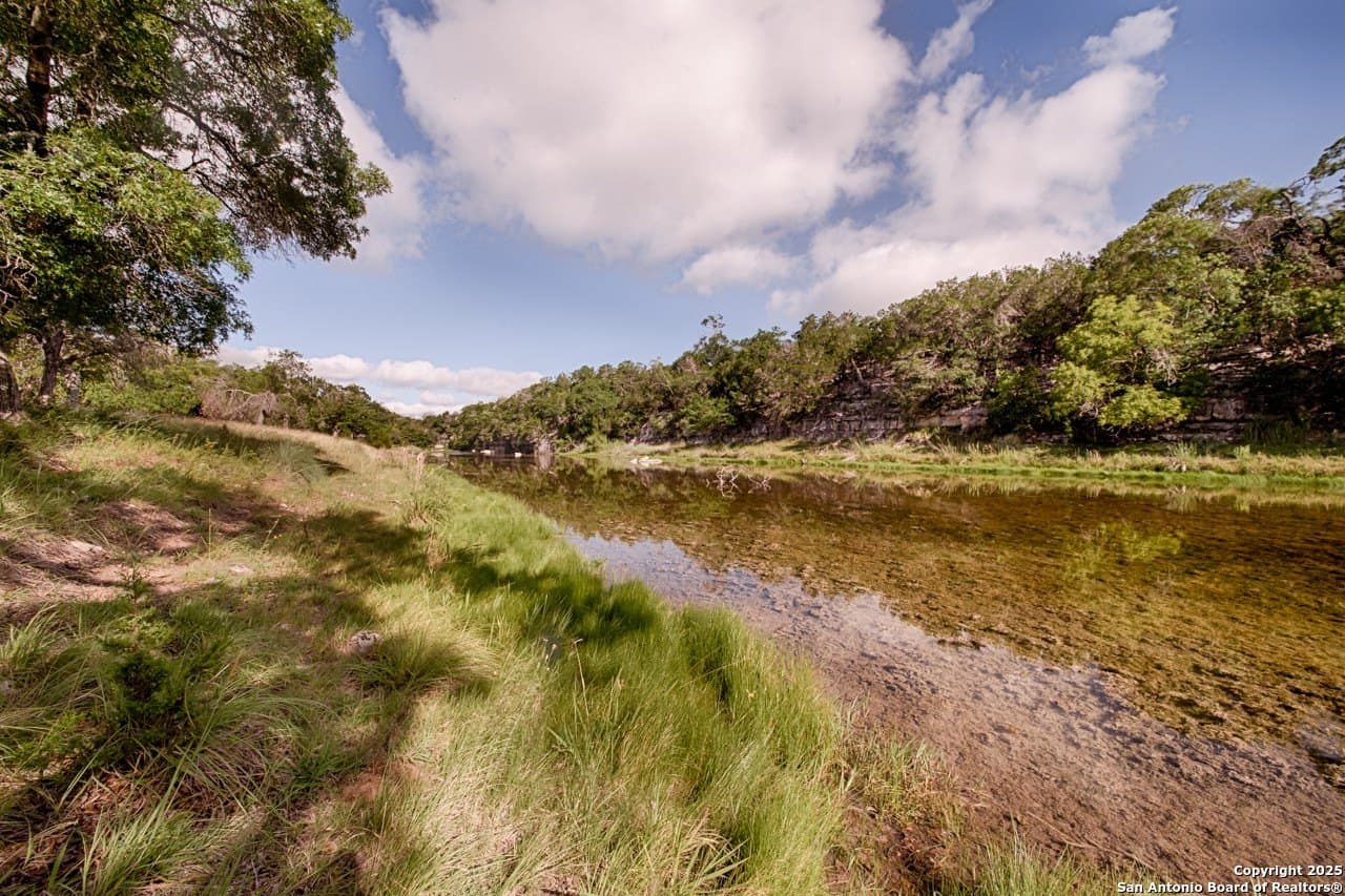 8.33 acres in Gillespie County - photo 16