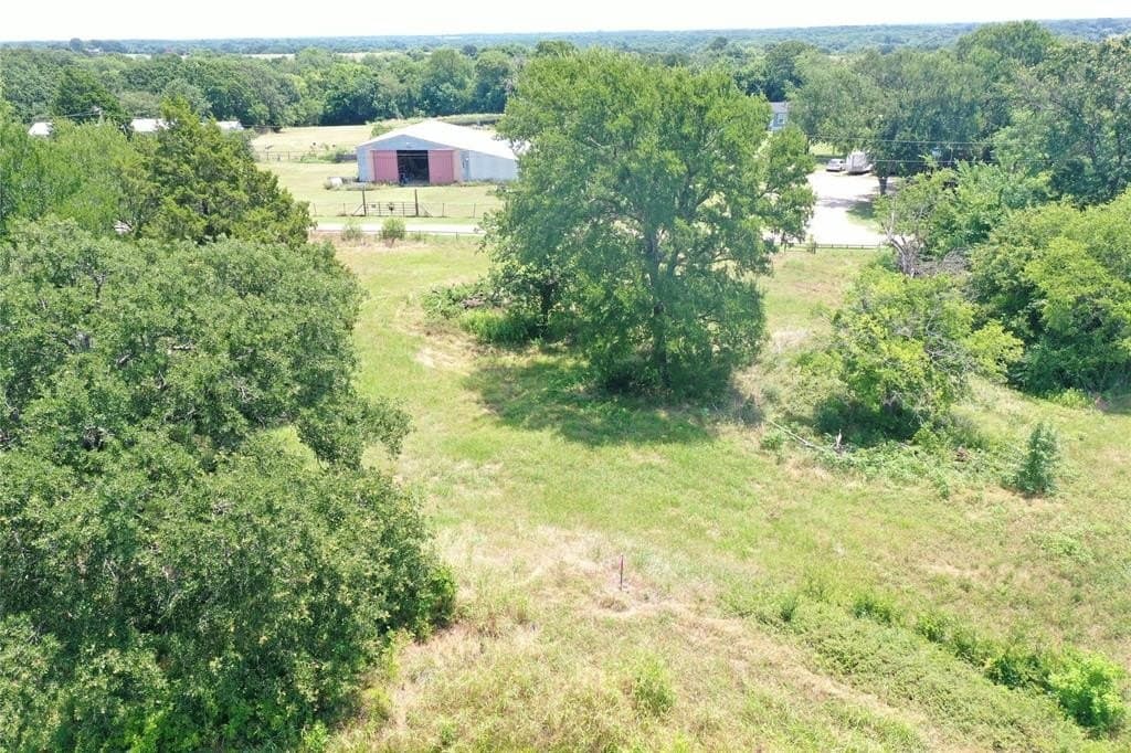 1.09 acres in Henderson County - photo 11