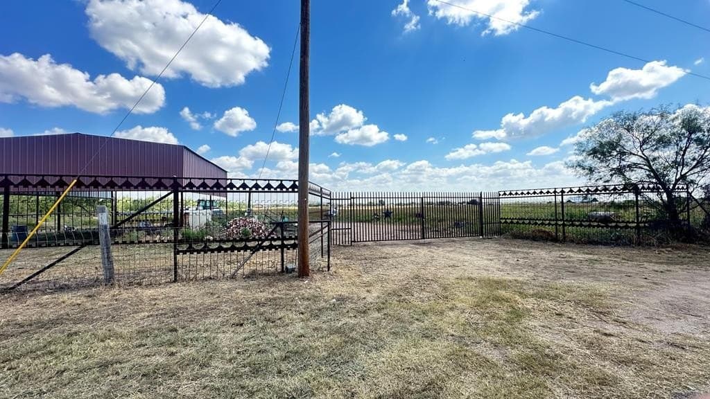 8424 W Grape Creek Road lot: 11.90 Acres