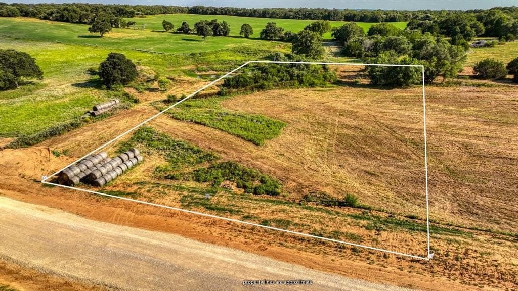 3.74 acres in Parker County - photo 3
