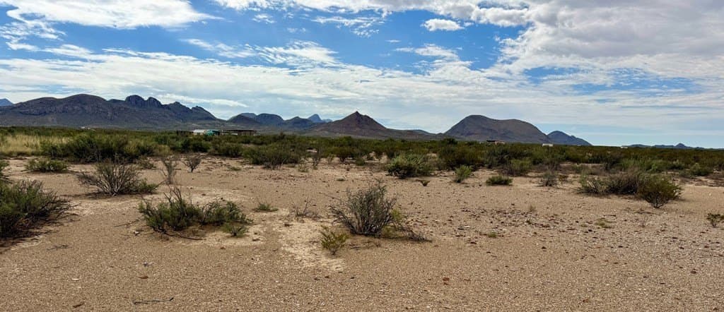5 acres in Brewster County - photo 3