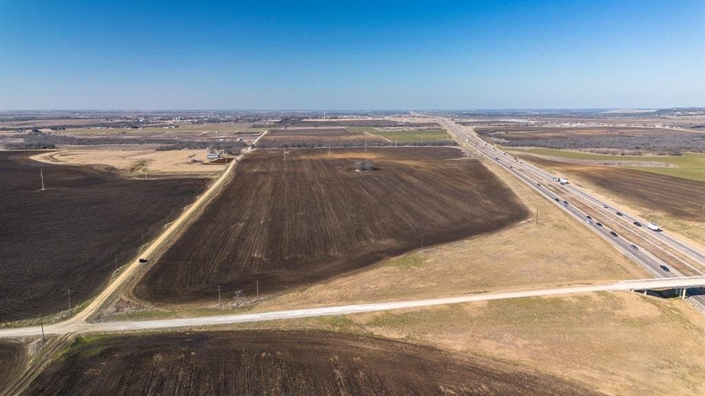 174 acres in Hill County - photo 5