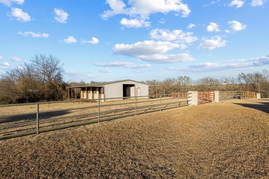 18.3 acres in Hunt County - photo 27