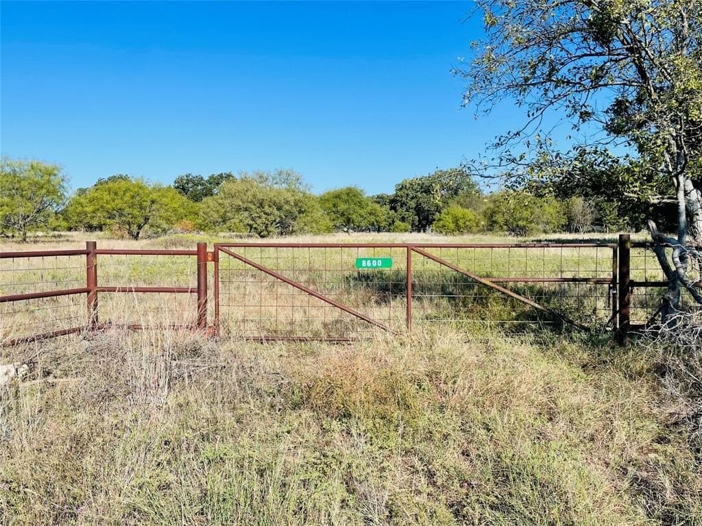 3 acres in Eastland County - photo 2