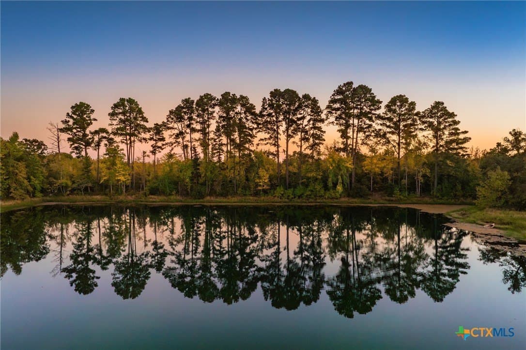 650 acres in Henderson County - photo 2