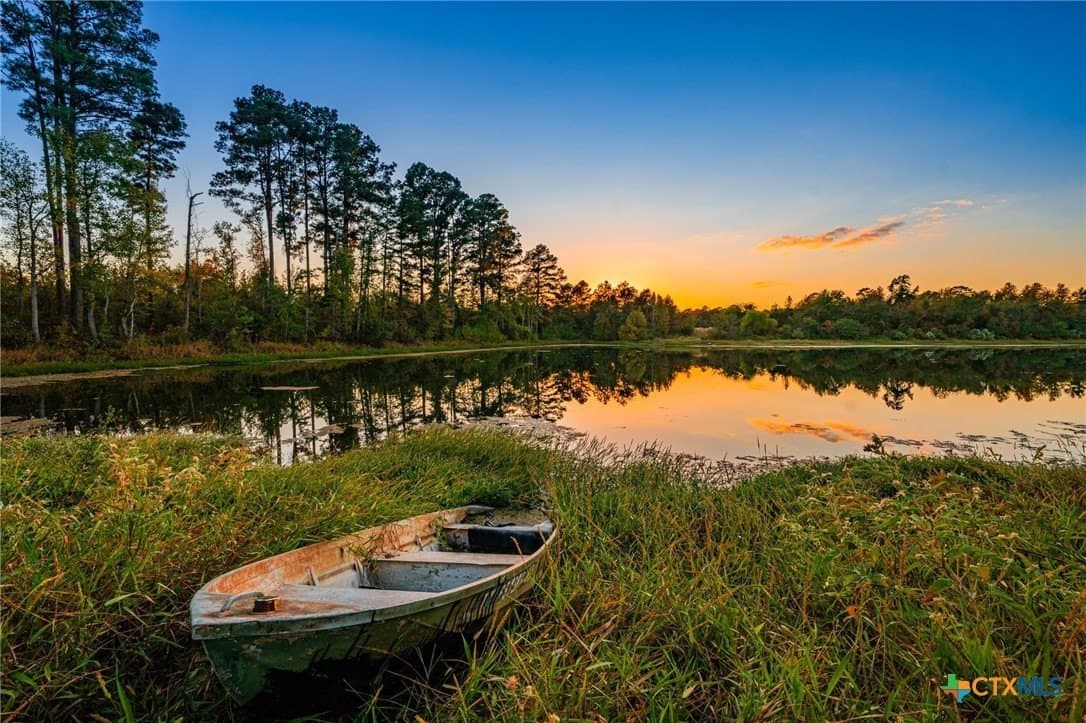 650 acres in Henderson County - photo 5