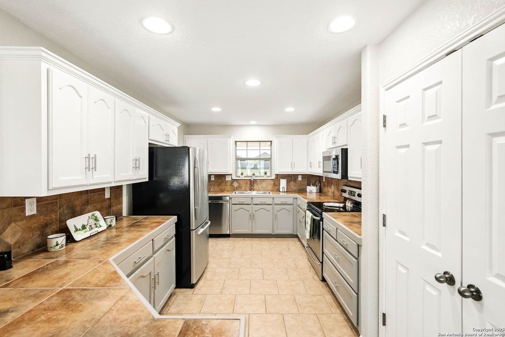 11 acres in Bexar County - photo 16