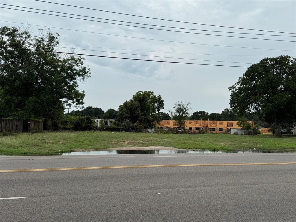 0.79 acres in Tarrant County - photo 8