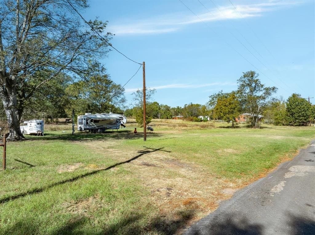 7.87 acres in Smith County - photo 4