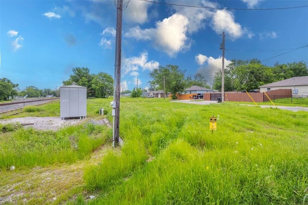0.07 acres in Hunt County - photo 12