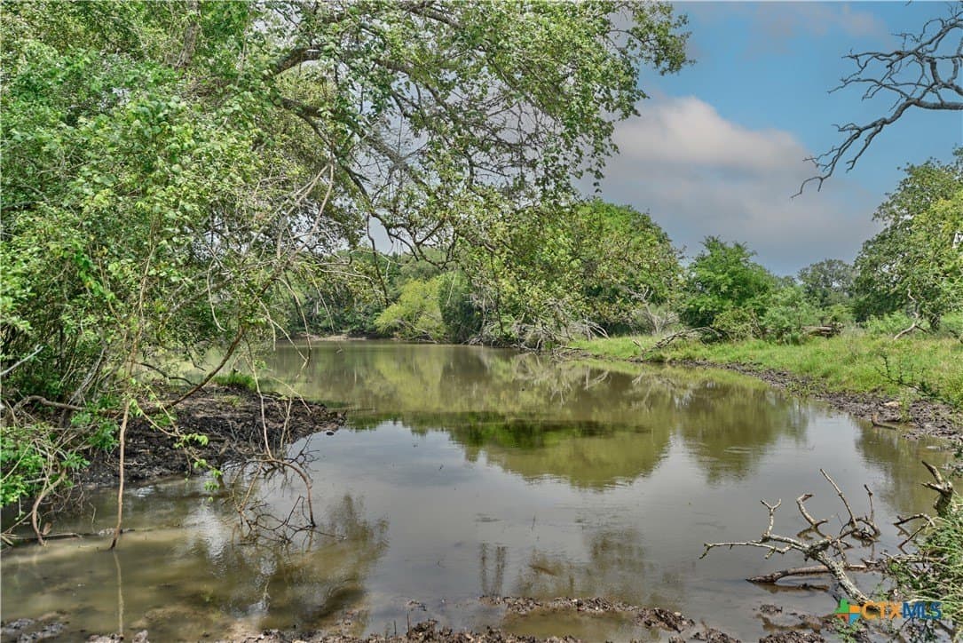 107.18 acres in Fayette County - photo 8