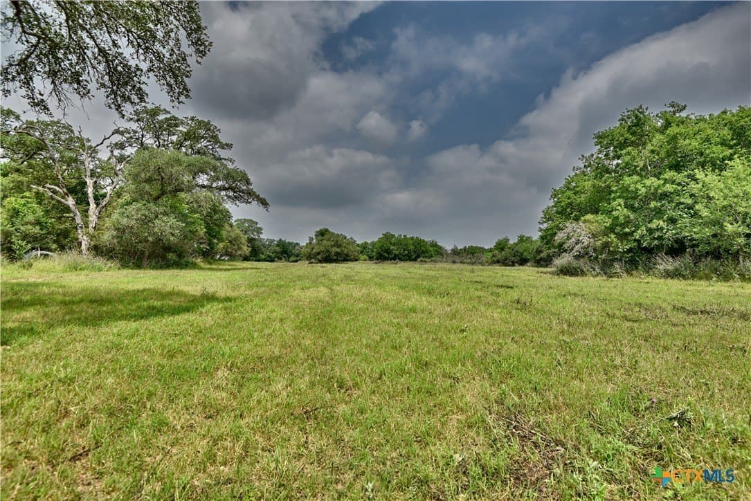 107.18 acres in Fayette County - photo 3
