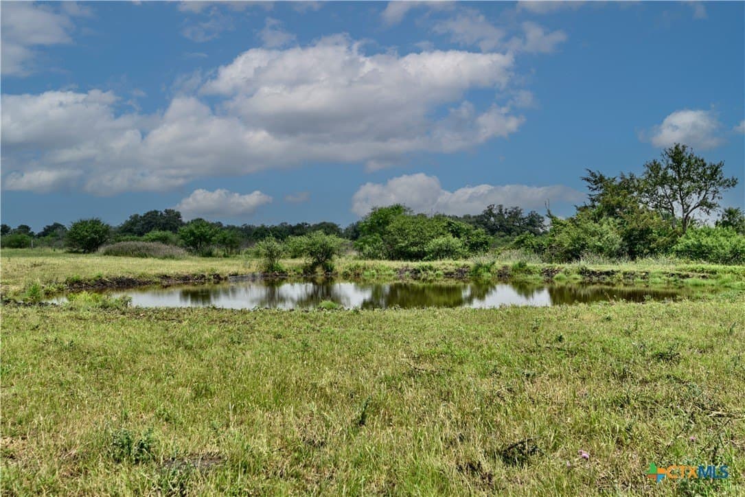 107.18 acres in Fayette County - photo 2