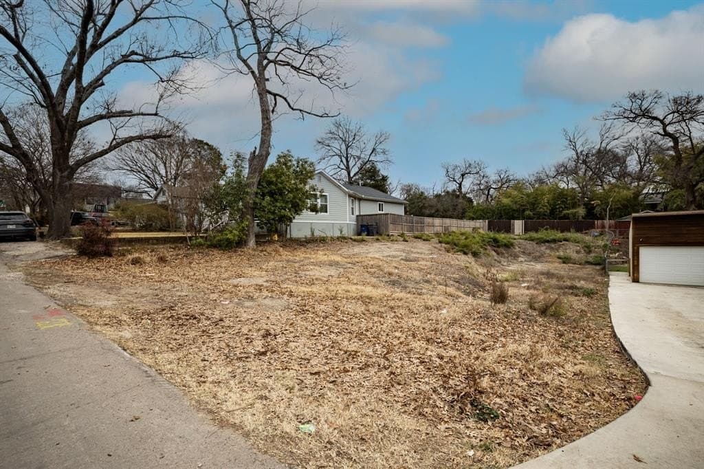 0.18 acres in Dallas County - photo 2