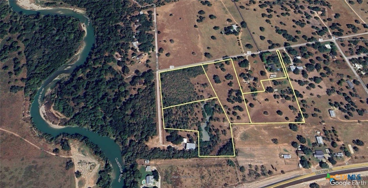 4.5 acres in DeWitt County - photo 2