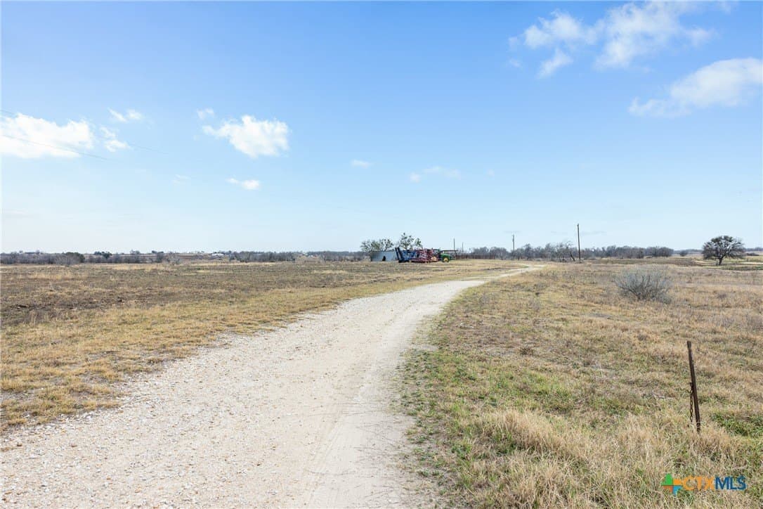 900 acres in Caldwell County - photo 32