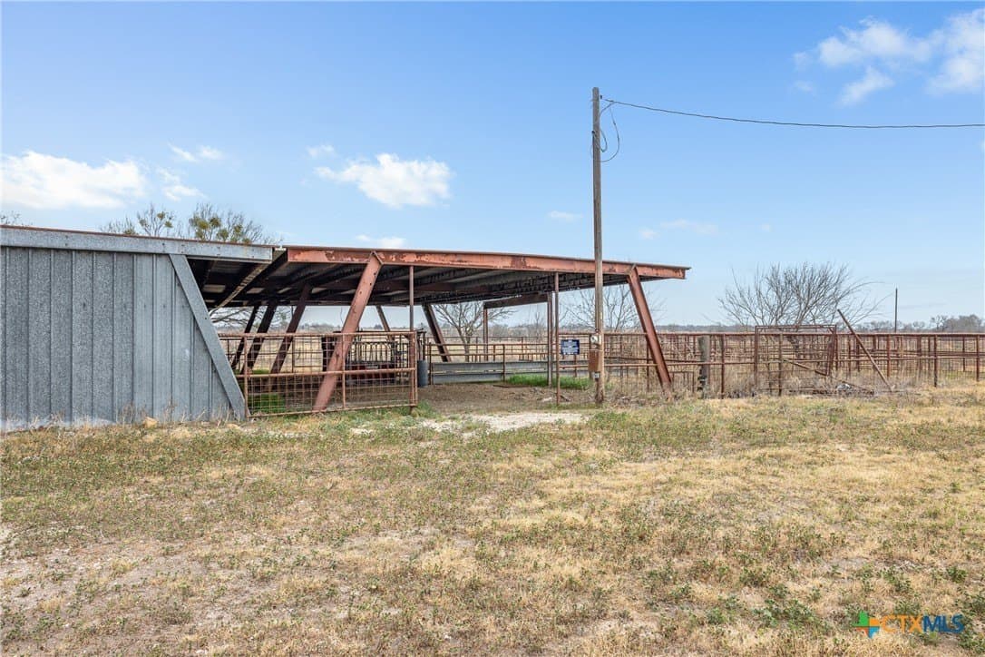 900 acres in Caldwell County - photo 31