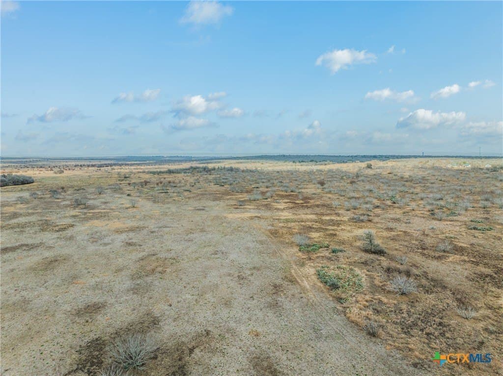 900 acres in Caldwell County - photo 33