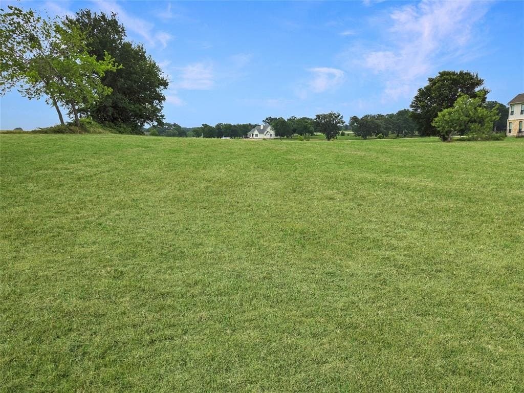 1.01 acres in Navarro County - photo 15