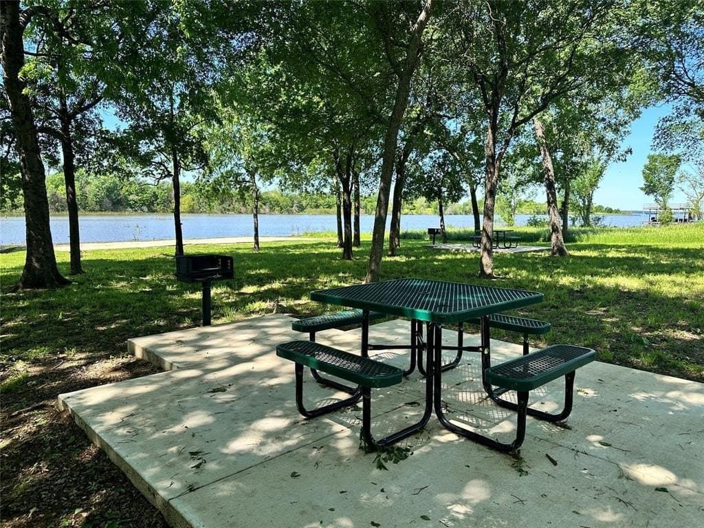 1.01 acres in Navarro County - photo 40