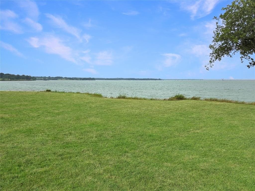 1.01 acres in Navarro County - photo 19