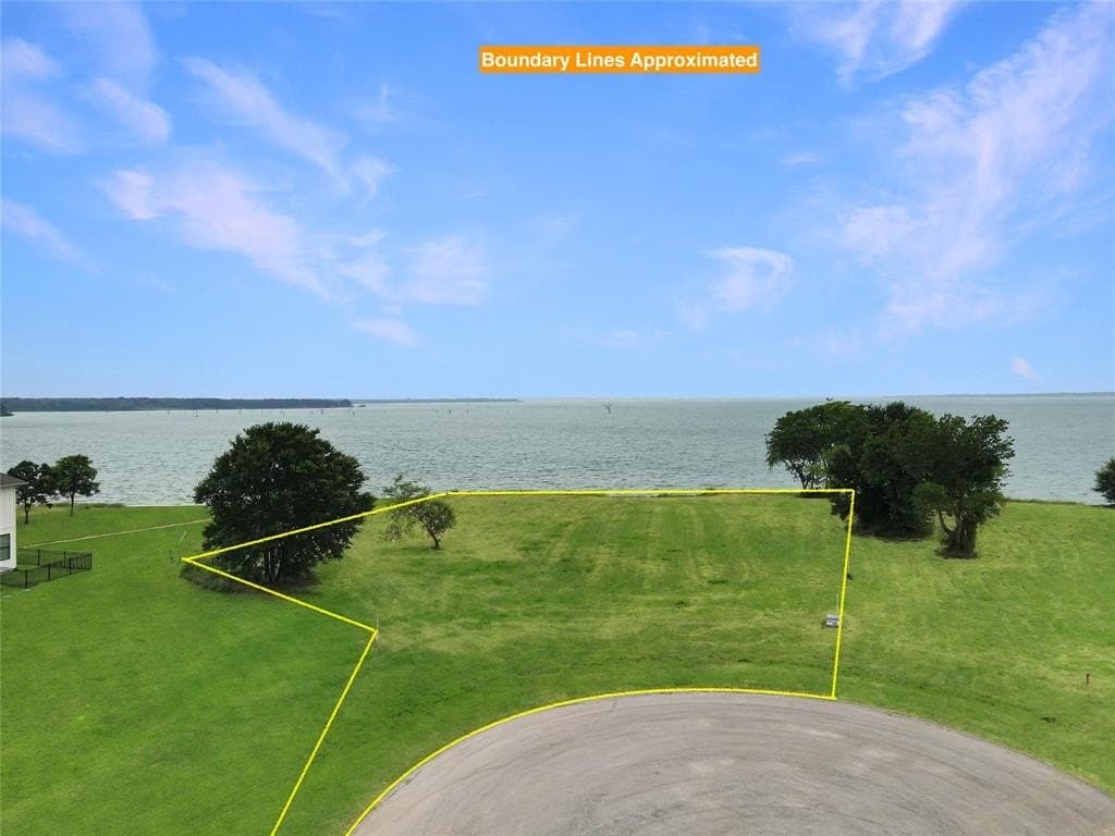 1.01 acres in Navarro County - photo 4