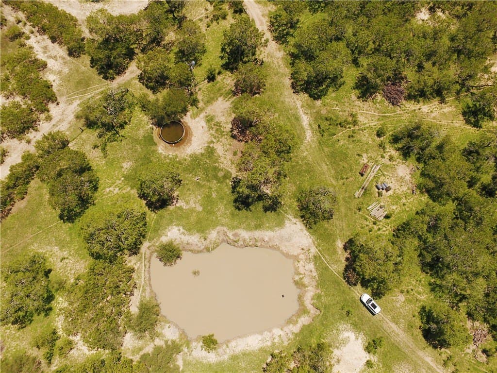 870 acres in Kleberg County - photo 16