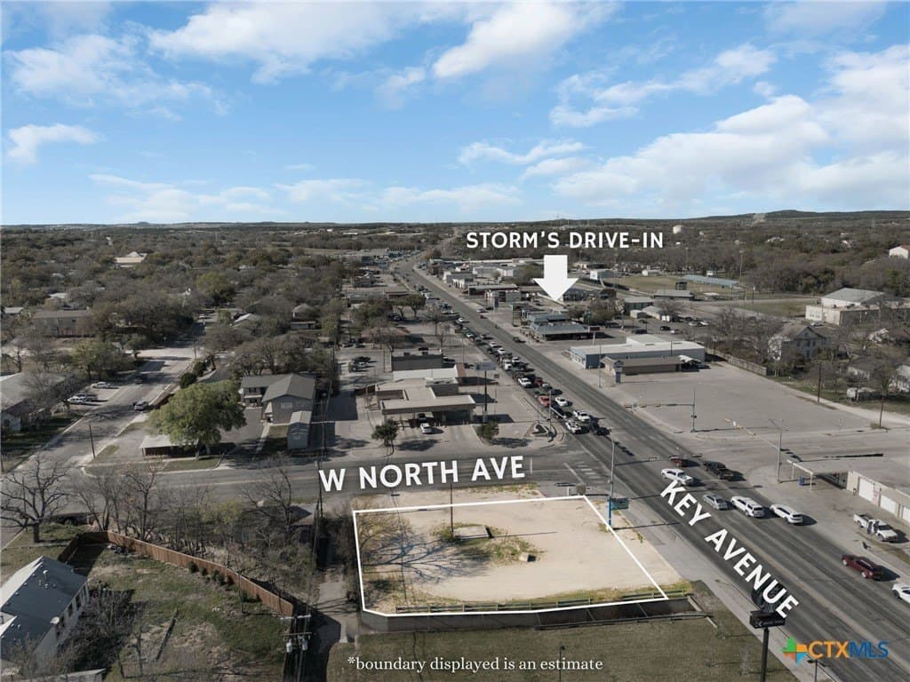 0.2 acres in Lampasas County - photo 2