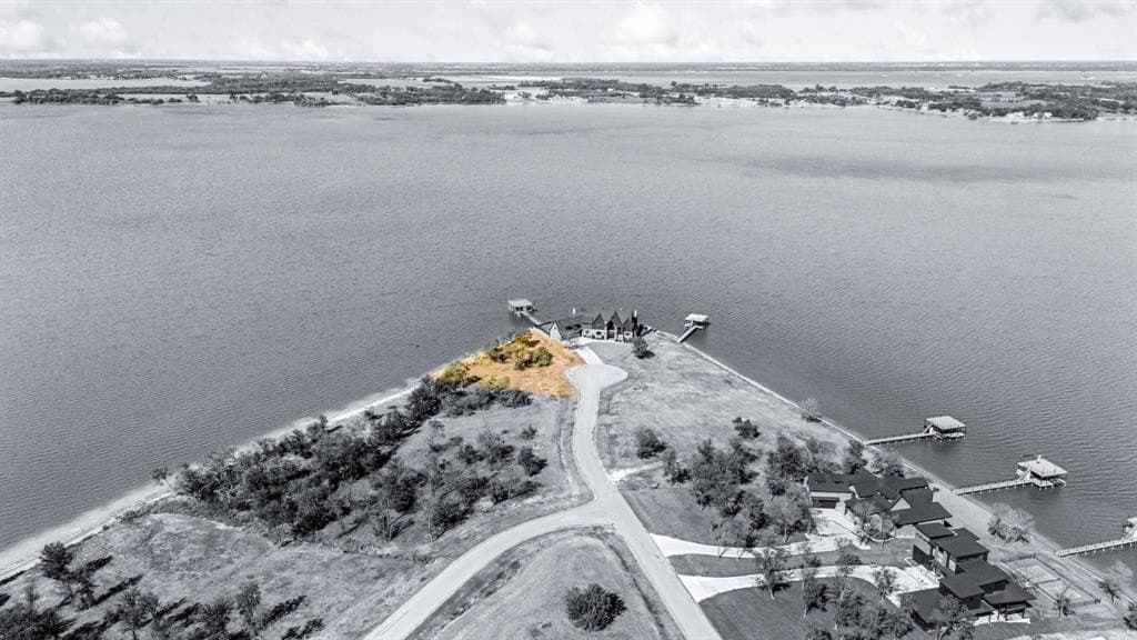 1.01 acres in Navarro County - photo 4