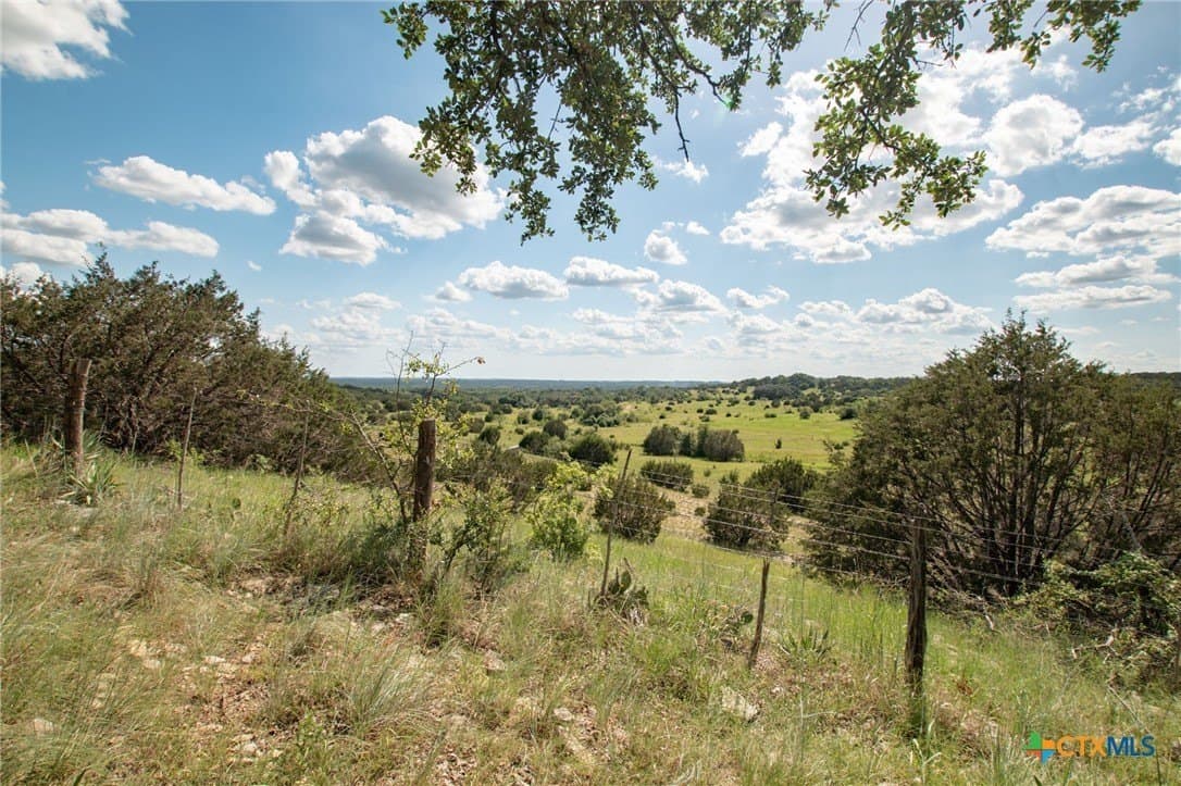 20.71 acres in Lampasas County - photo 4