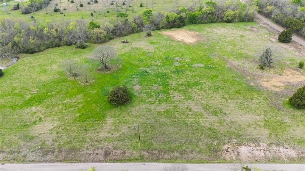 1.85 acres in Hunt County - photo 8