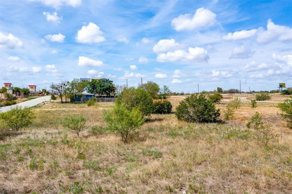 0.19 acres in Tarrant County - photo 11