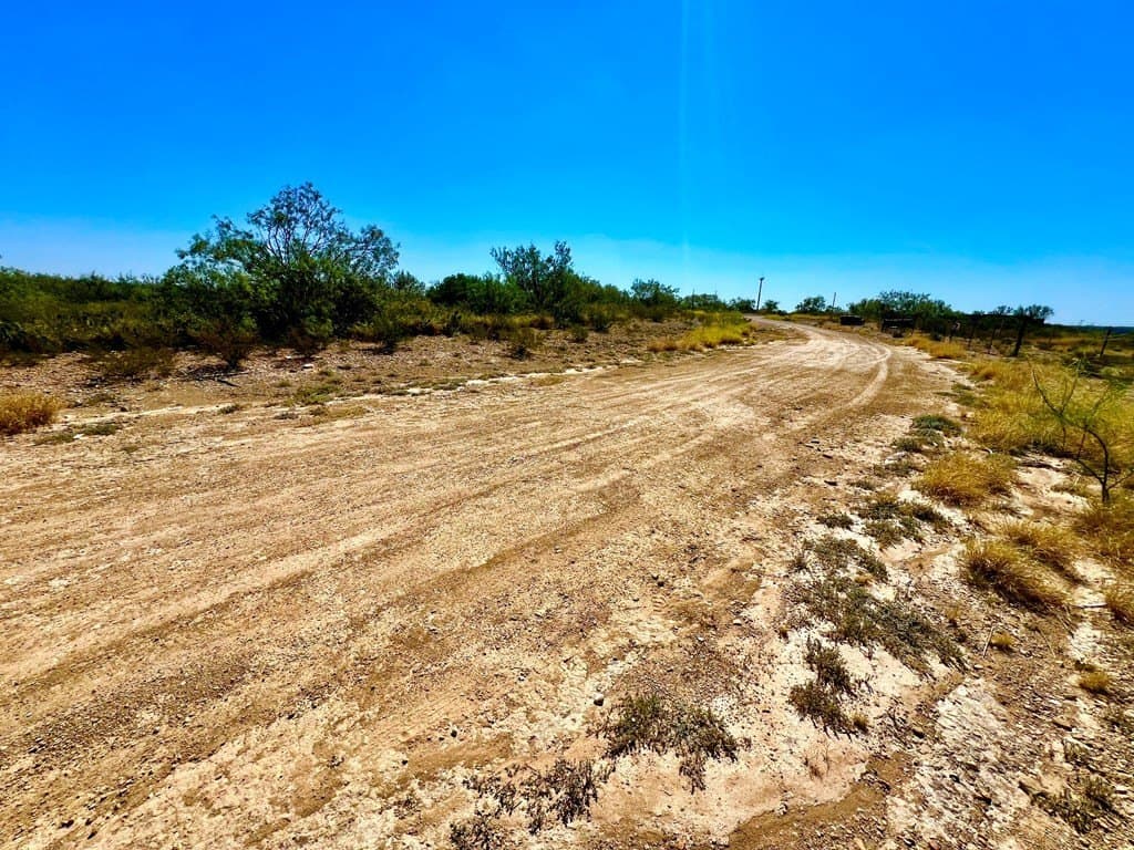 0.46 acres in Maverick County - photo 4