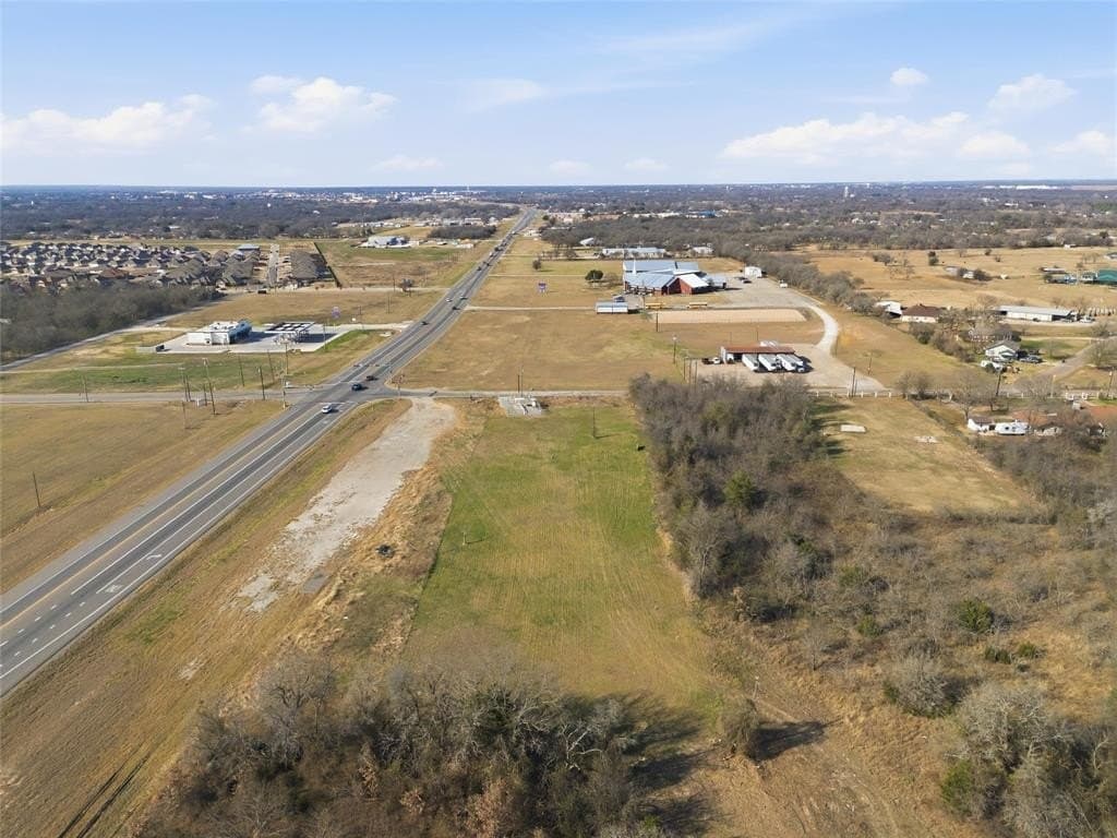 2.5 acres in McLennan County - photo 8