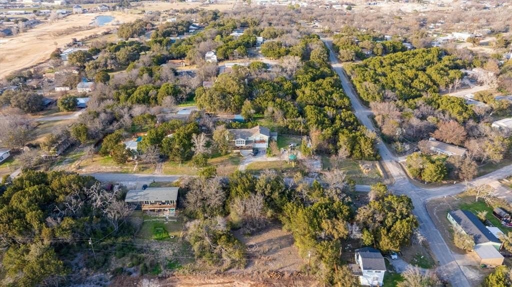 0.26 acres in Hood County - photo 9