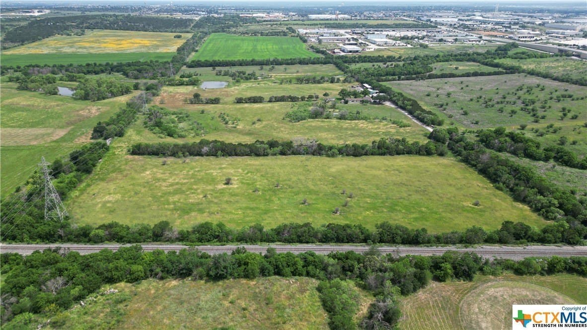 22.02 acres in Comal County - photo 14