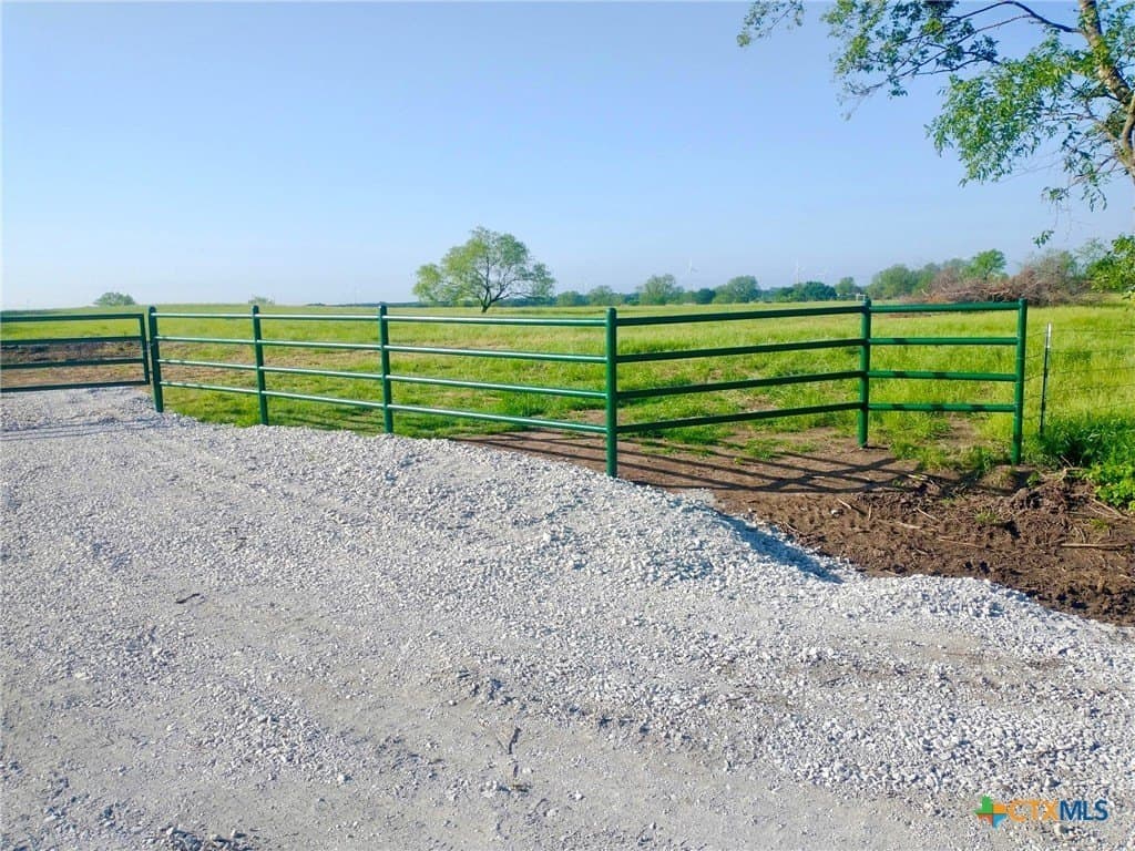 6 acres in Limestone County - photo 2