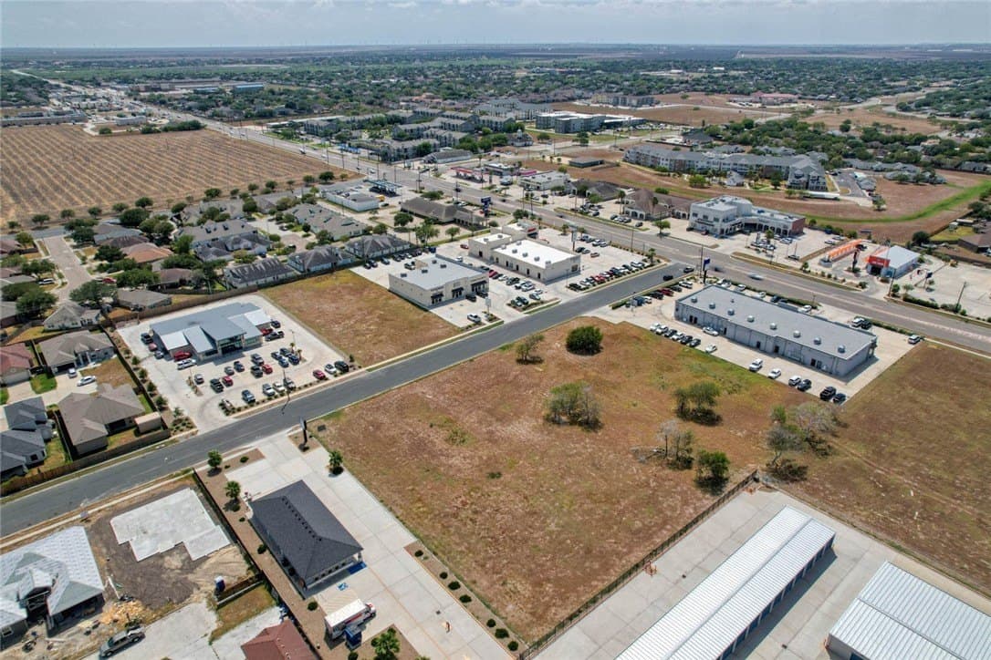 2.2 acres in Nueces County - photo 3