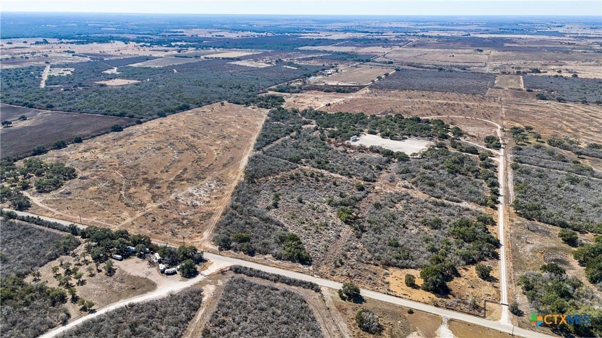 43.67 acres in DeWitt County - photo 18
