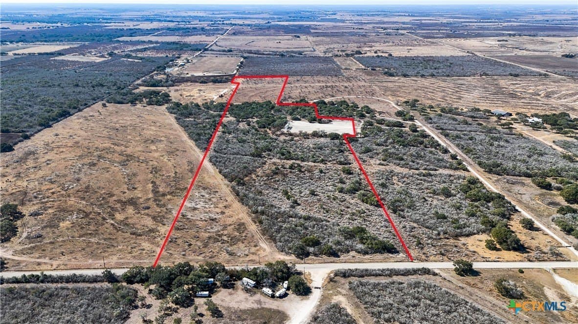 43.67 acres in DeWitt County - photo 3