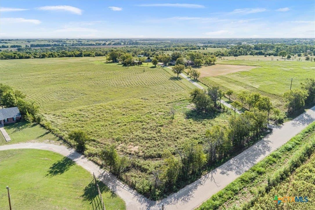 11.53 acres in McLennan County - photo 5
