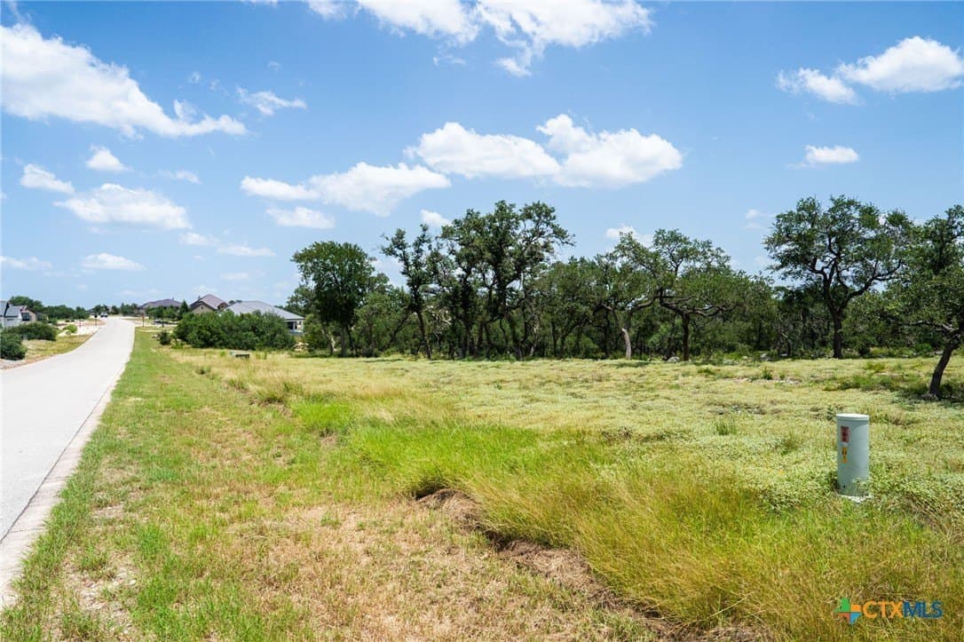 3.07 acres in Comal County - photo 5