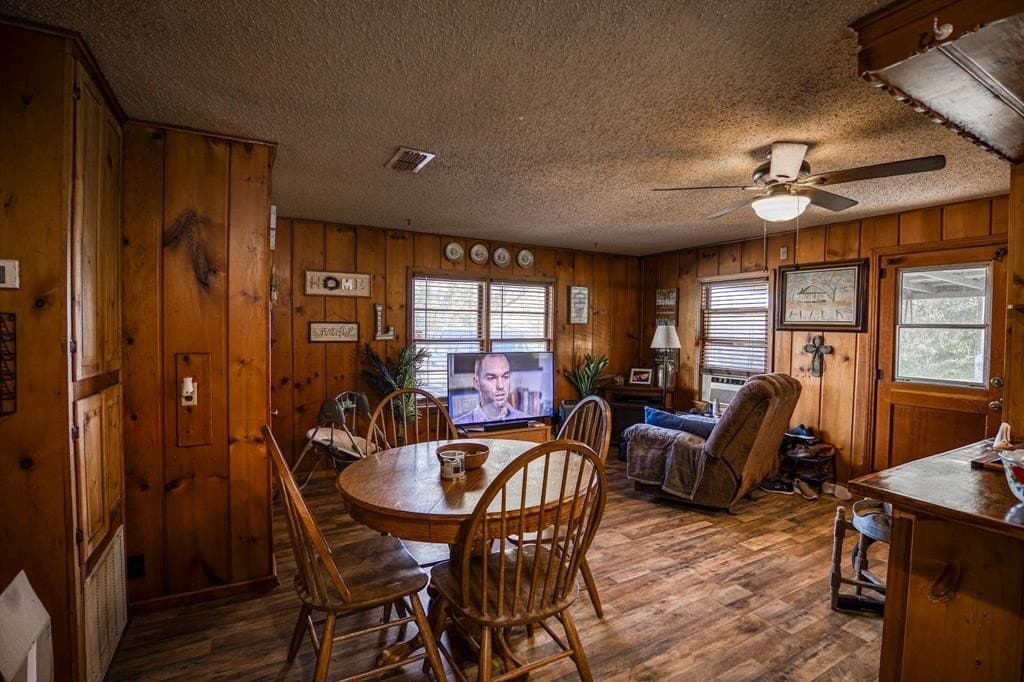 21.87 acres in ANDERSON County - photo 23
