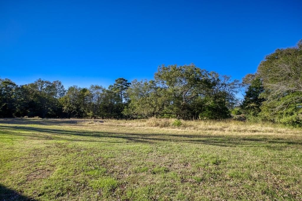 21.87 acres in ANDERSON County - photo 17