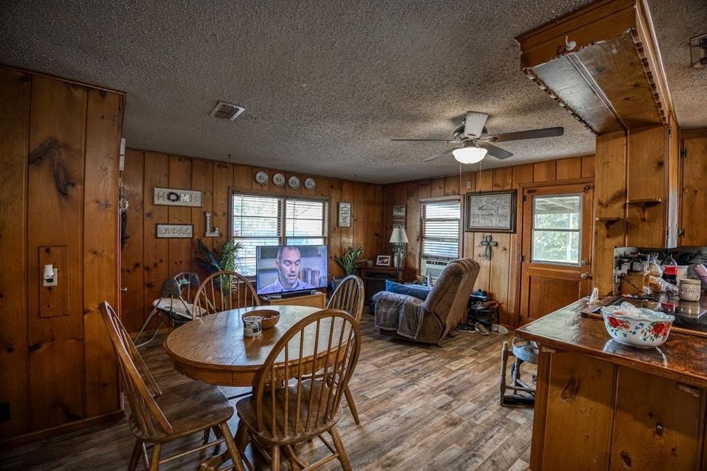 21.87 acres in ANDERSON County - photo 22